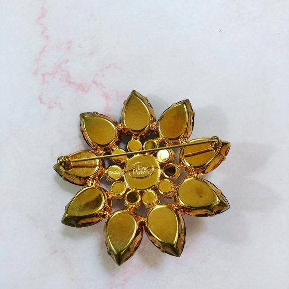 JOAN RIVERS MULTI-COLOR FACETED RHINESTONE LARGE FLOWER BROOCH PIN - Picture 2 of 4